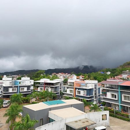 Divine Bliss Villa Lonavala Eksteriør billede