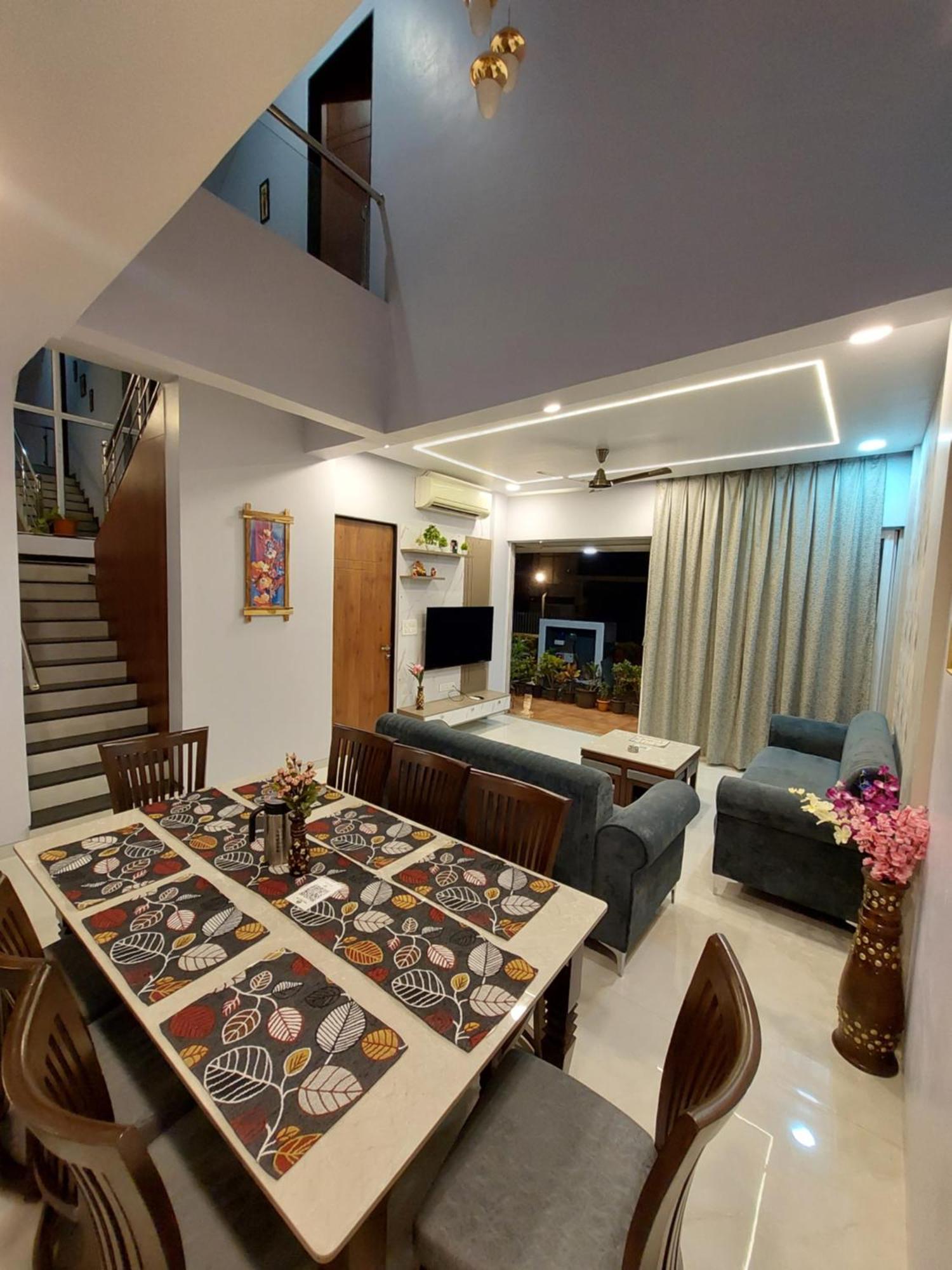 Divine Bliss Villa Lonavala Eksteriør billede